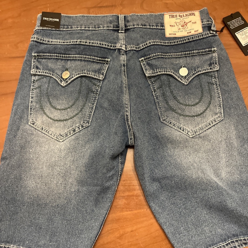 True Religion Jean Shorts Size 32 Ricky Relaxed Straight Light Pacific Wash - Picture 5 of 8